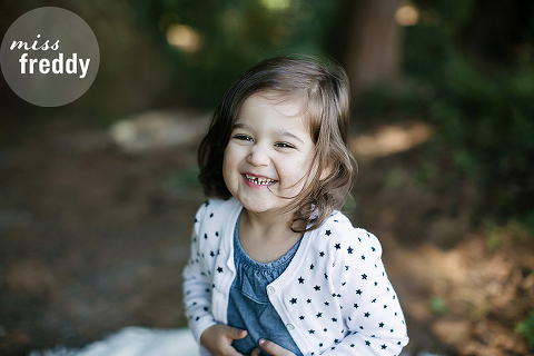 When you get out the camera, do your kids always flash the dreaded cheese face?  Check out these easy tips for capturing authentic smiles in your photos from Miss Freddy, a professional kids photographer in Seattle!