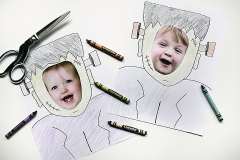 Add a little Halloween spirit to your home with this fun & easy Halloween photo project for all ages (adults too)!